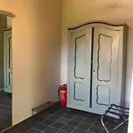 Casa vacanze De Beijersche Stee, Logies Aan De Waterkant *