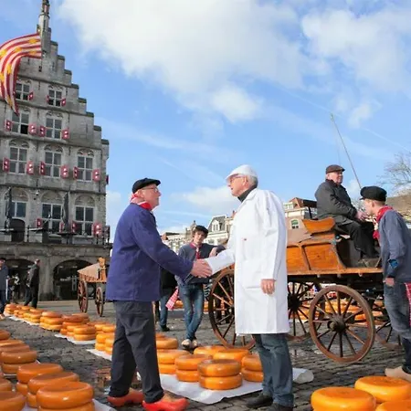 Feriehus De Beijersche Stee, Logies Aan De Waterkant Stolwijk