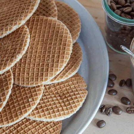 De Beijersche Stee, Logies Aan De Waterkant *